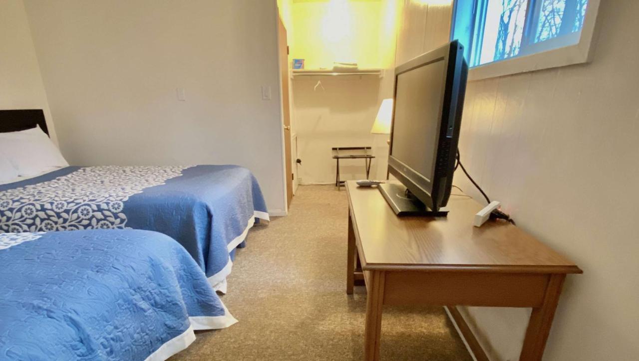Country Place Inn And Suites White Haven Ngoại thất bức ảnh