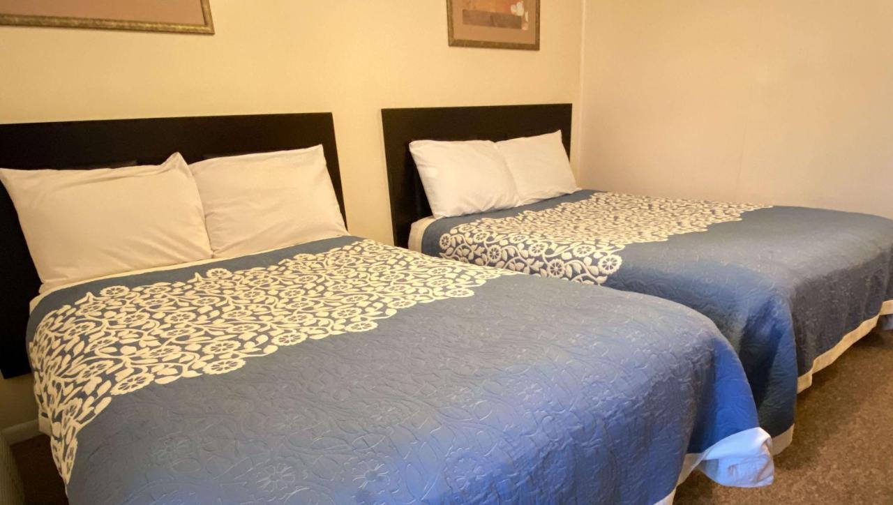 Country Place Inn And Suites White Haven Ngoại thất bức ảnh
